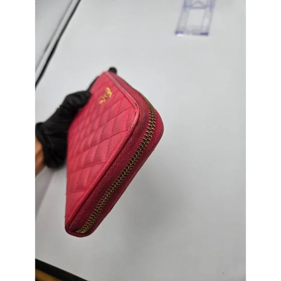 PRADA Milano fuchsia Quilted Zip Around Continental Wallet Ladies Authentic - Picture 12 of 14